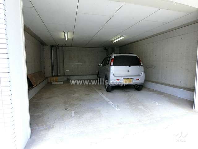 敷地内駐車場（屋内平面式）