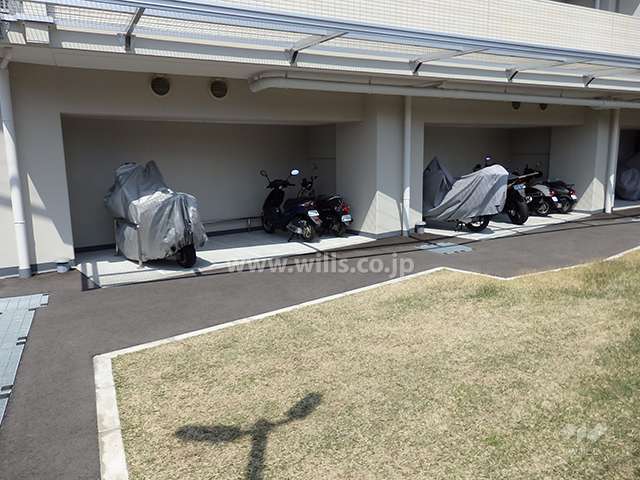 バイク置き場