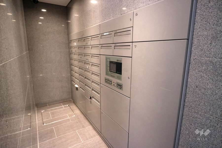 宅配ボックスと共用ポスト