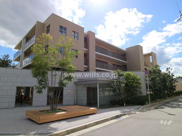 プラネスーペリア西宮仁川ブライトコートの外観（北東側から）