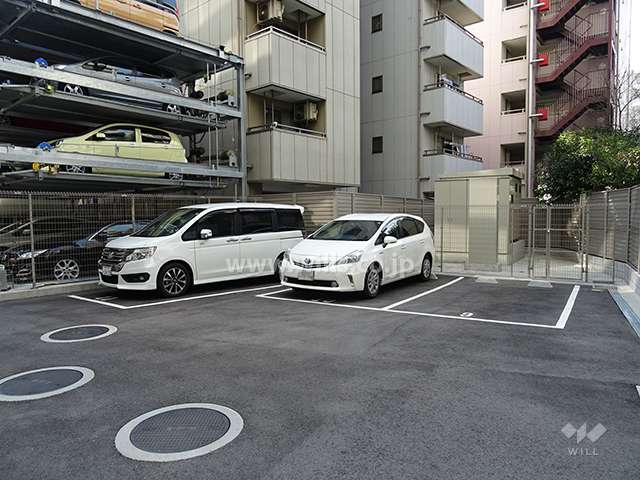 敷地内駐車場（屋外平面式）