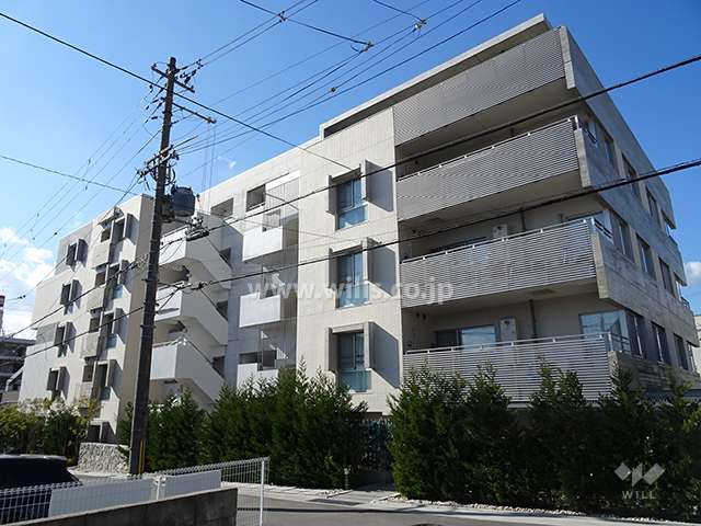 岡本レジデンスの外観（東側から）