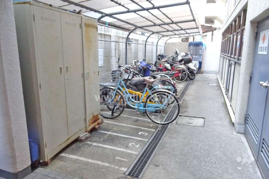 駐輪場