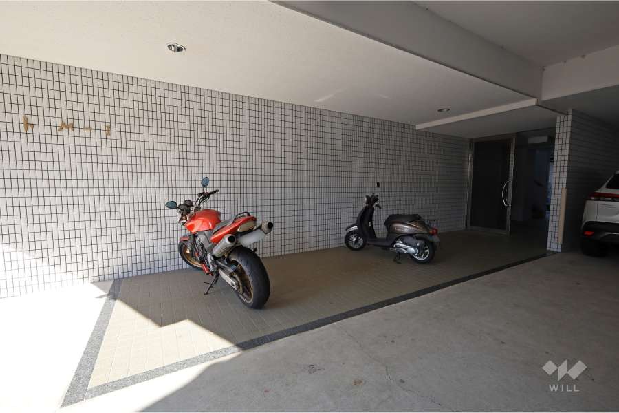 バイク置き場