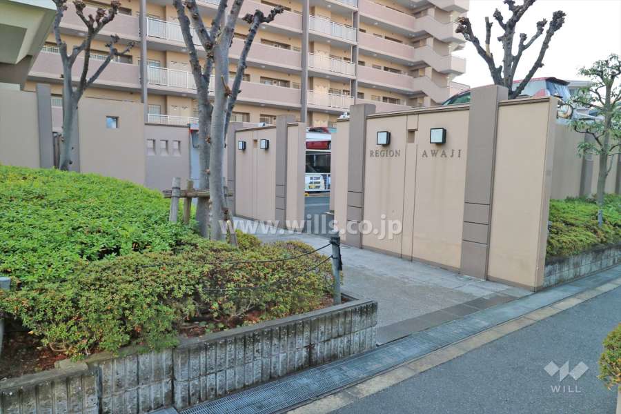 エントランスアプローチ