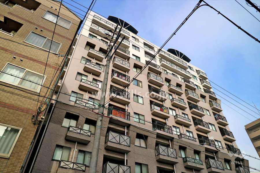 ベルデフラッツ淡路駅前の外観（南側から）