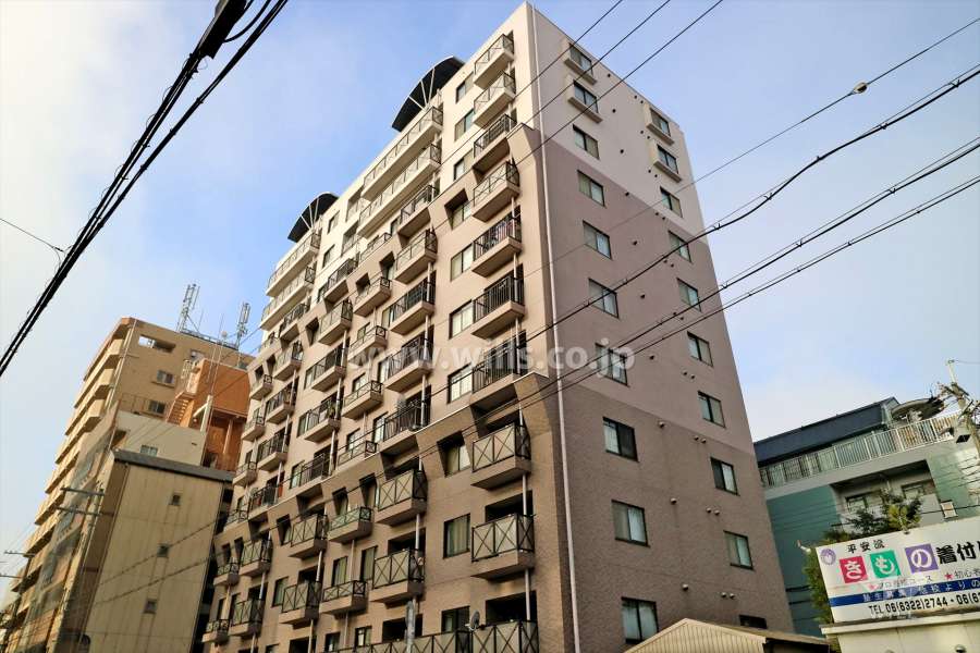 ベルデフラッツ淡路駅前の外観（東側から）