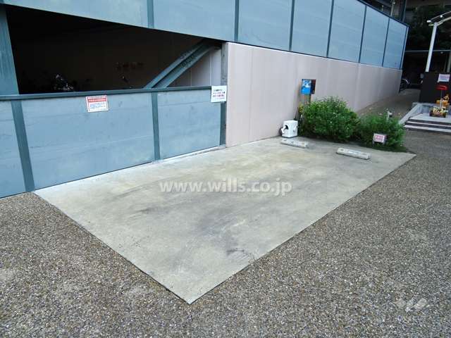 来客者用駐車場