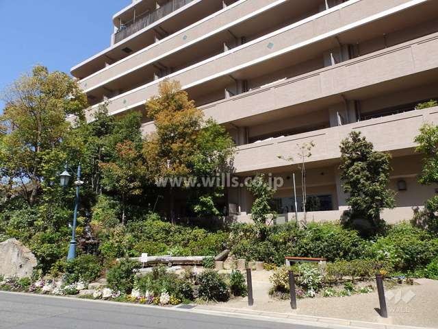 敷地内の植栽スペース