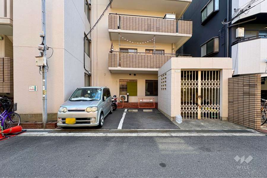 敷地内駐車場（屋外平面式）