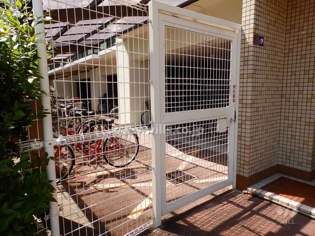 駐輪場入口
