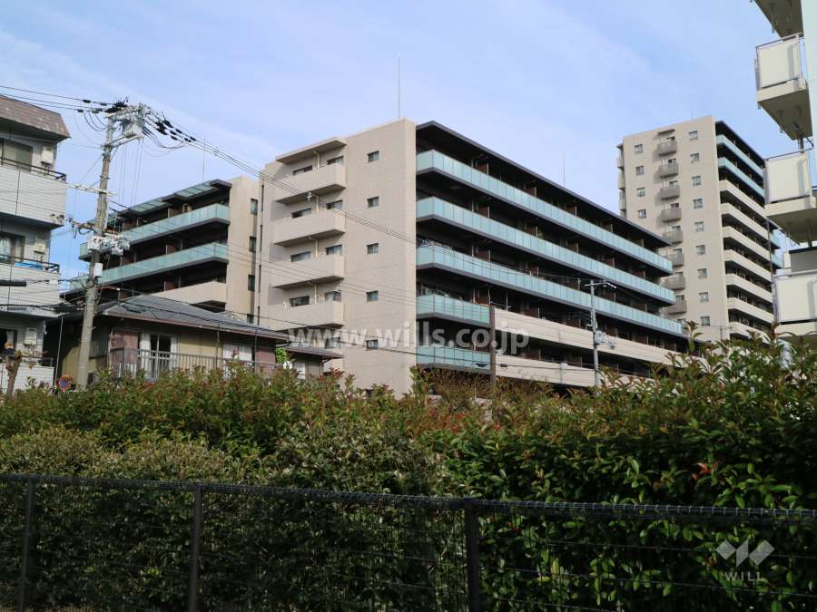 クラシアス上新庄WESTの外観(南西側から)