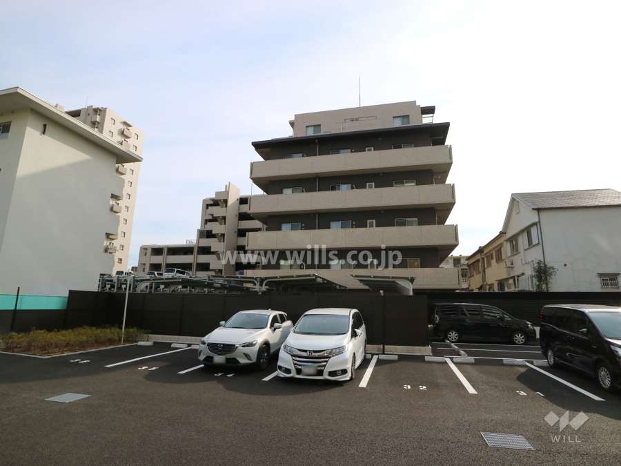 敷地内駐車場(屋外平面式)