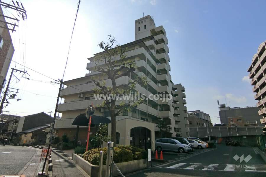 クラウンハイム東淀川の外観（北東側から）