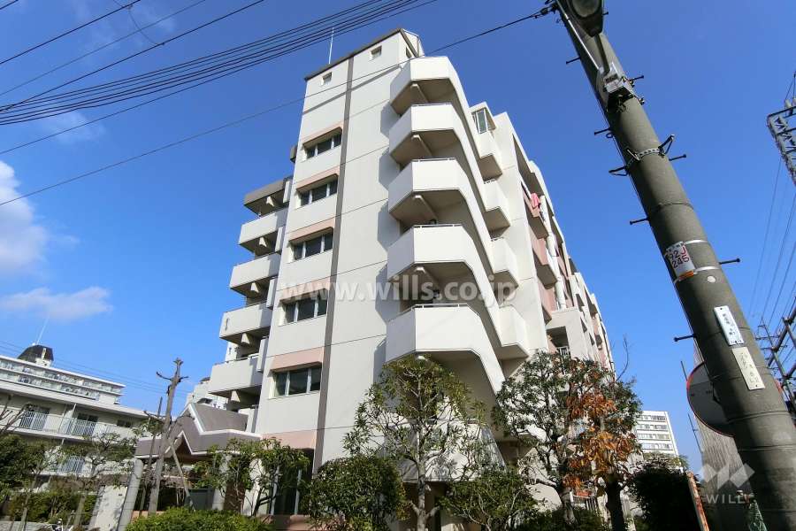 シティコート下新庄1号棟の外観（南西側から）