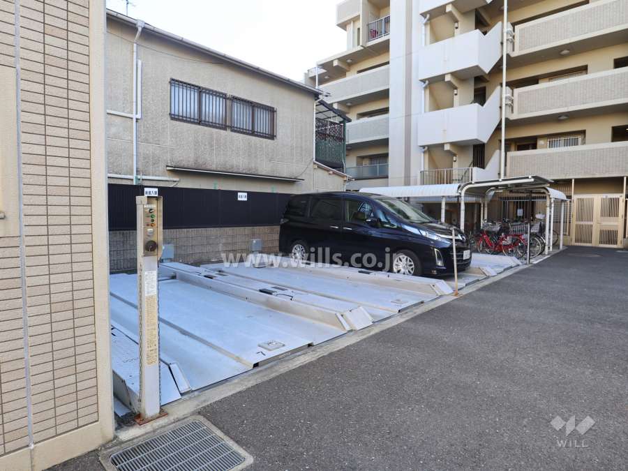 敷地内駐車場(屋外機械式)