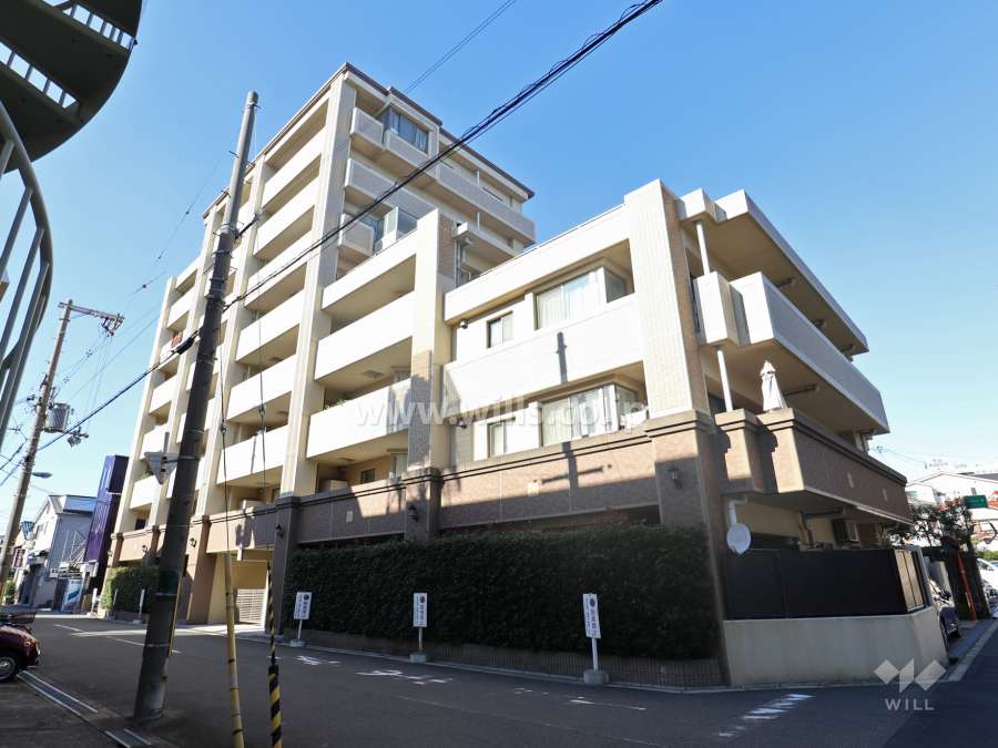 ネバーランド東淀川パークヴェルデの外観(南東側から)