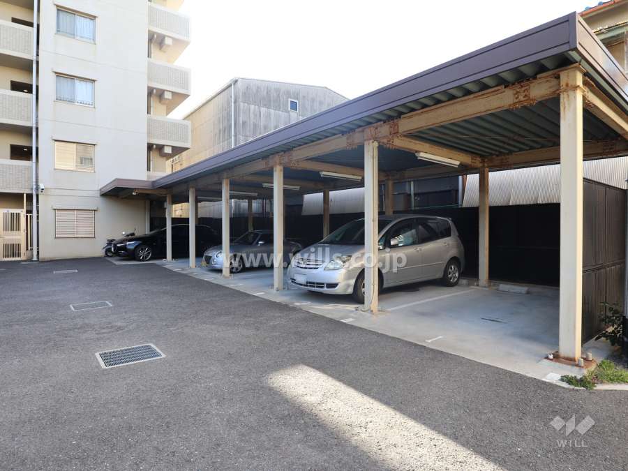 敷地内駐車場(屋外平面式)