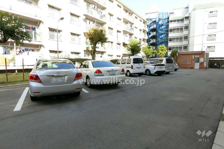 敷地内駐車場(屋外平面式)