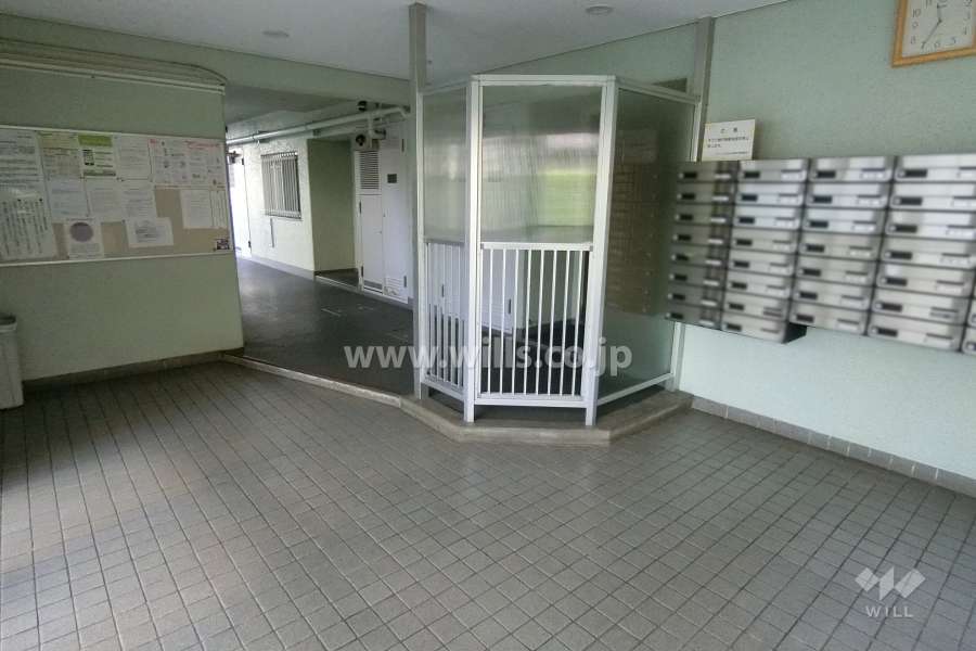 エントランスホール