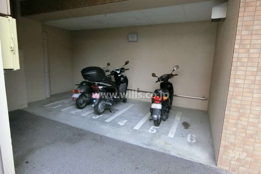 バイク置場