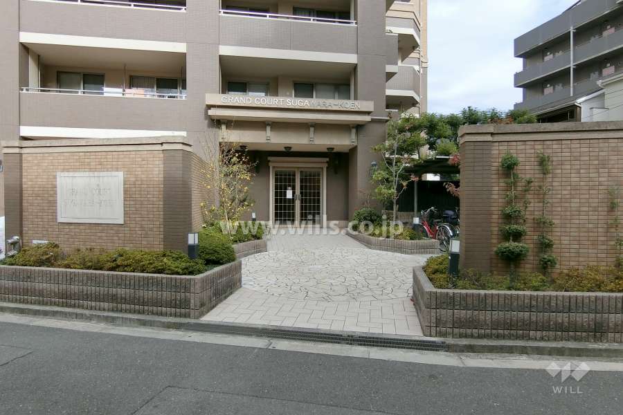 エントランスアプローチ