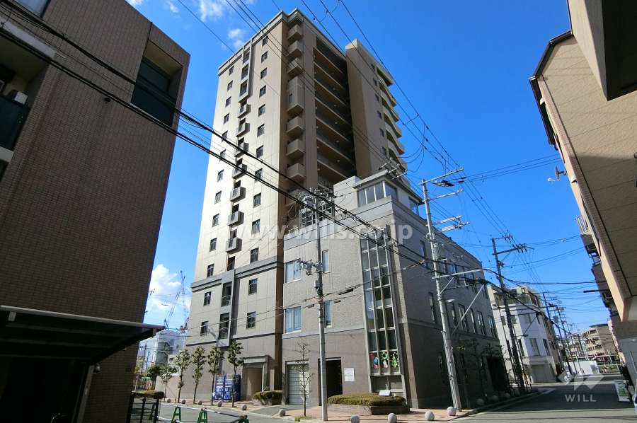 パークプラザ淡路菅原の外観（南東側から）