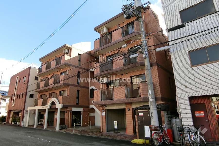 朝日プラザアクシス東淀川の外観（北西側から）