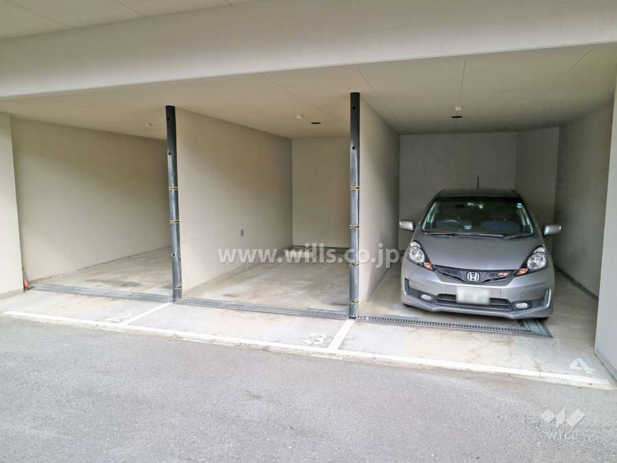 敷地内駐車場(屋内平面式)