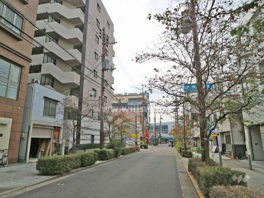 敷地北西側の前面道路