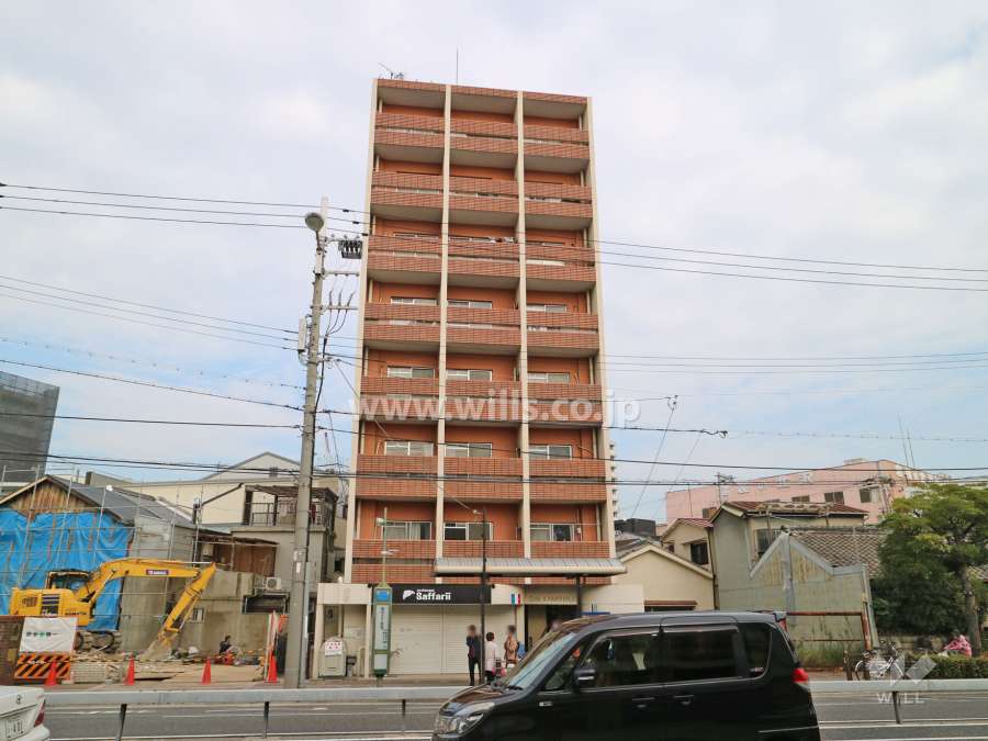 ダイドーメゾン上新庄の外観(南西側から)