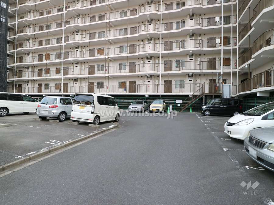 敷地内駐車場(屋外平面式)