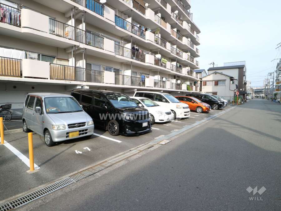 敷地内駐車場(屋外平面式)