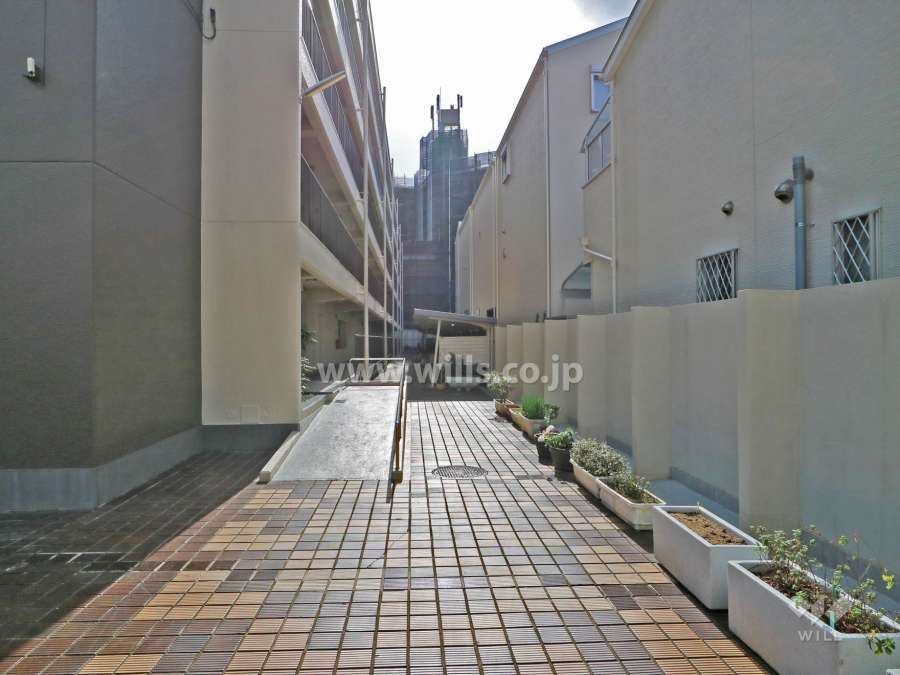 エントランスアプローチ