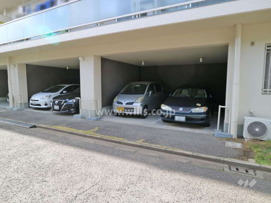 敷地内駐車場(屋内平面式)