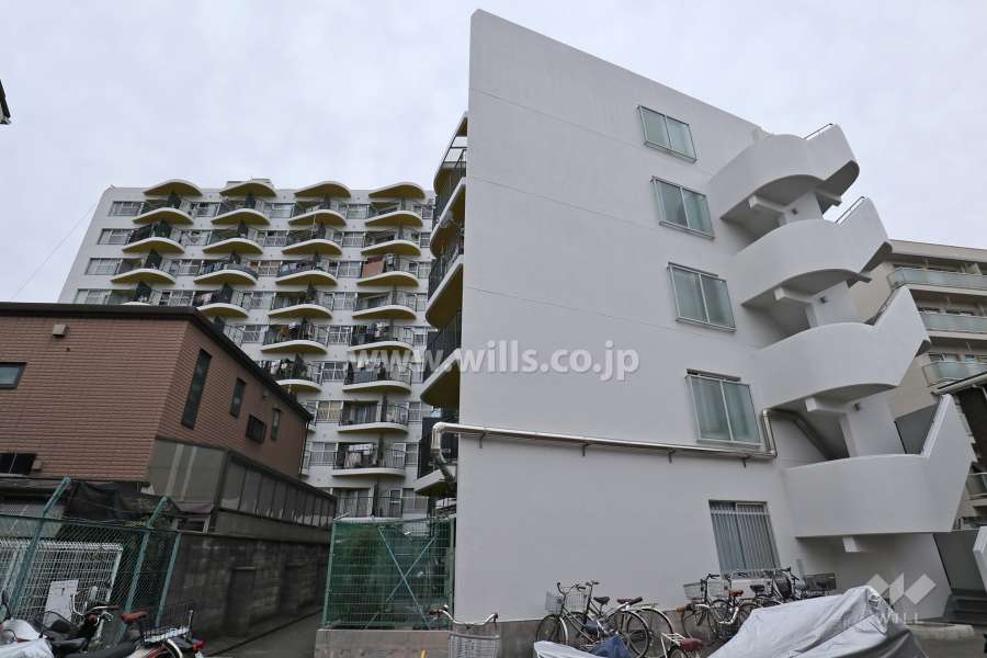 ローズコーポニュー江口Ⅱの外観(東側から)