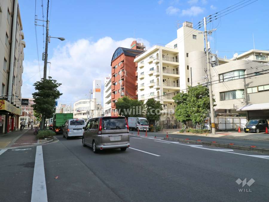 敷地南西側の前面道路