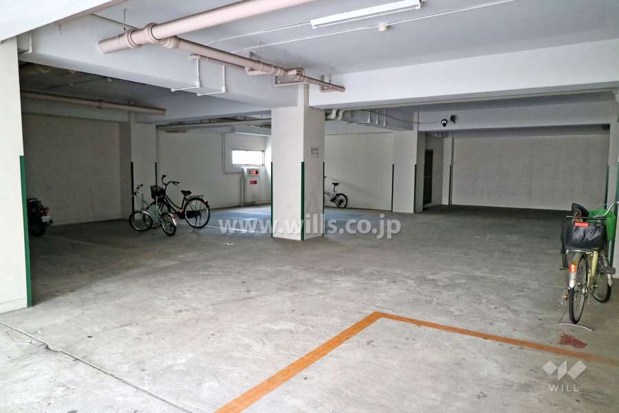 敷地内駐車場(屋内平面式)