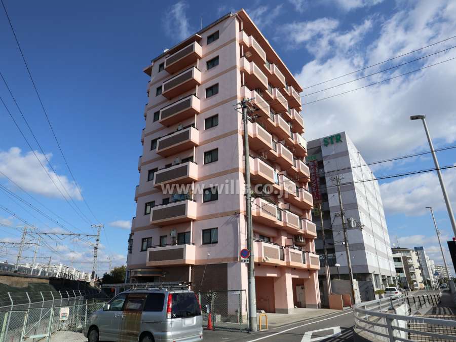 ベルアーバニティ東淀川の外観(南西側から)