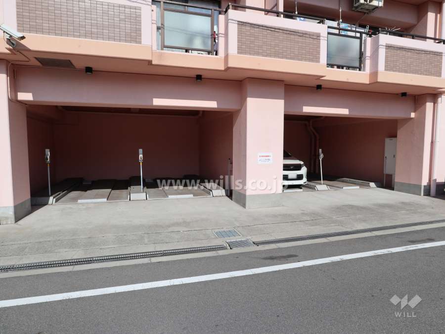 敷地内駐車場(屋内機械式)