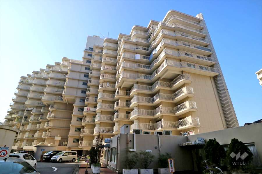 エバーグリーン淀川1号棟の外観（北東側から）