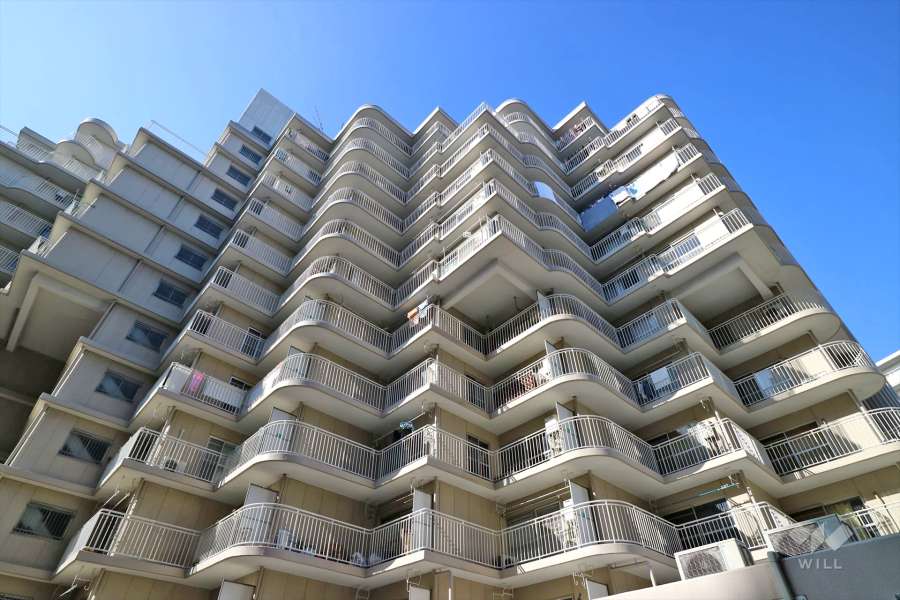 エバーグリーン淀川1号棟の外観（東側から）