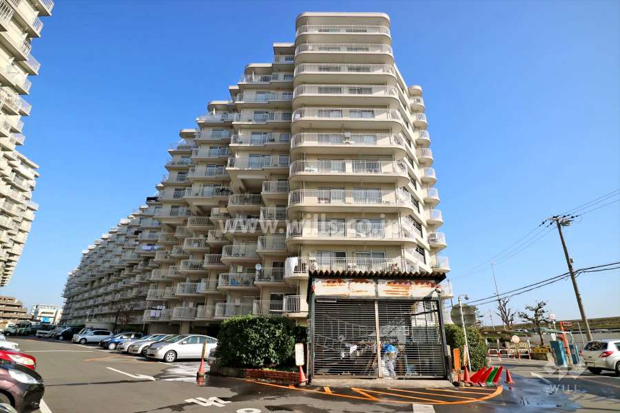 エバーグリーン淀川3号棟の外観（南側から）