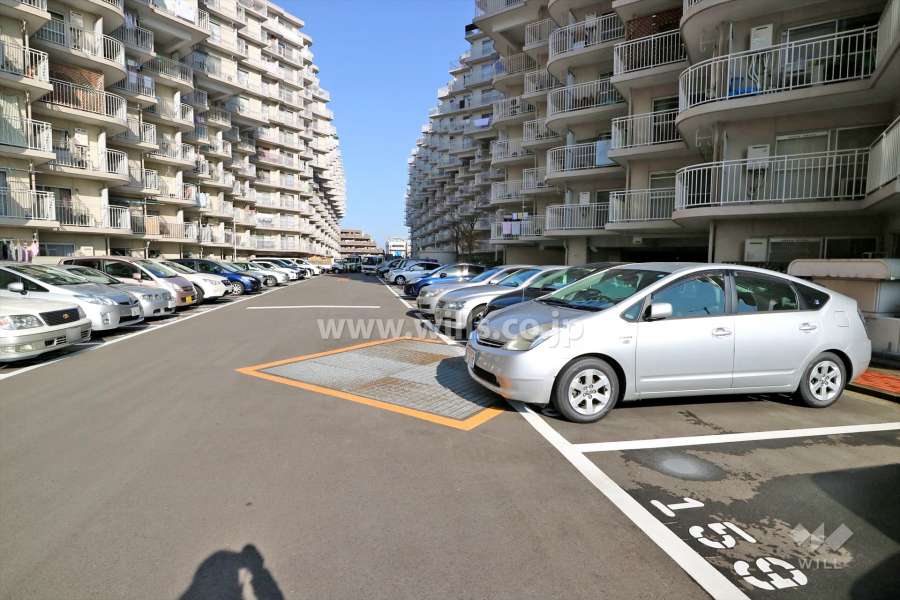 敷地内駐車場（屋外平面式）