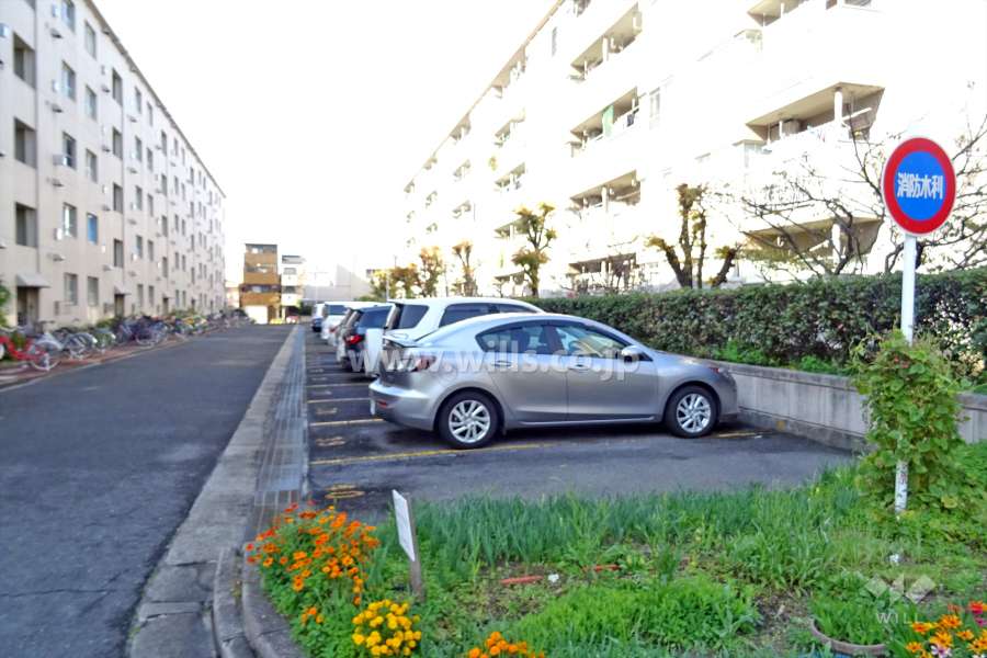敷地内駐車場(屋外平面式)