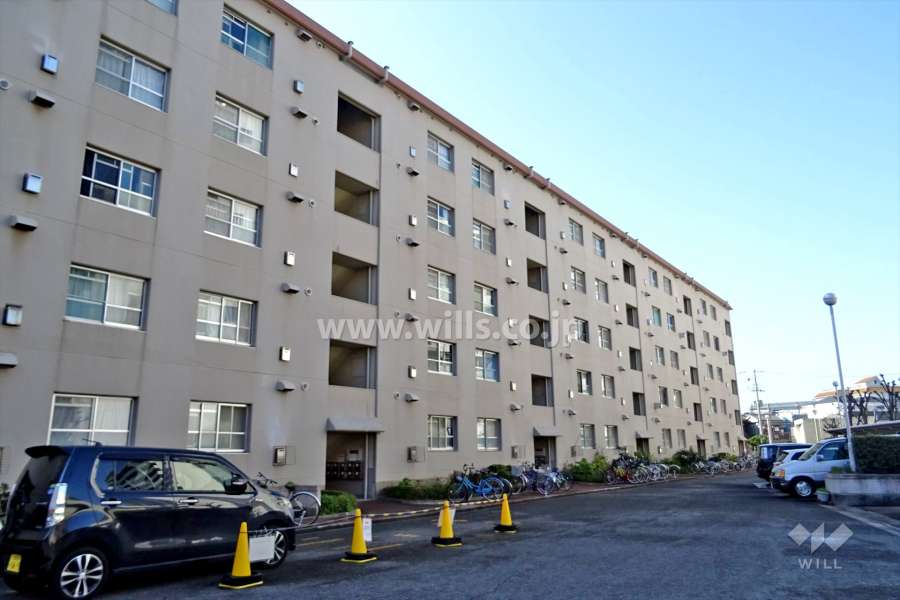 淡路コーポ2号棟の外観（東側から）