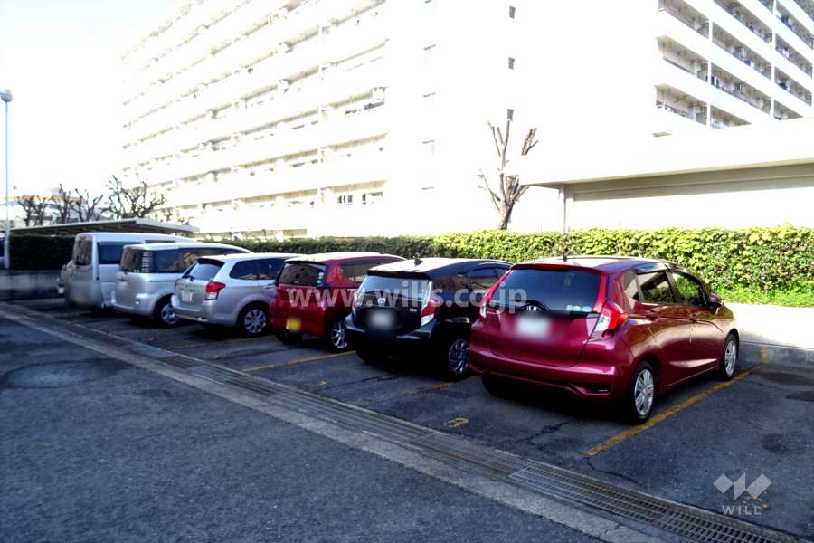 敷地内駐車場(屋外平面式)