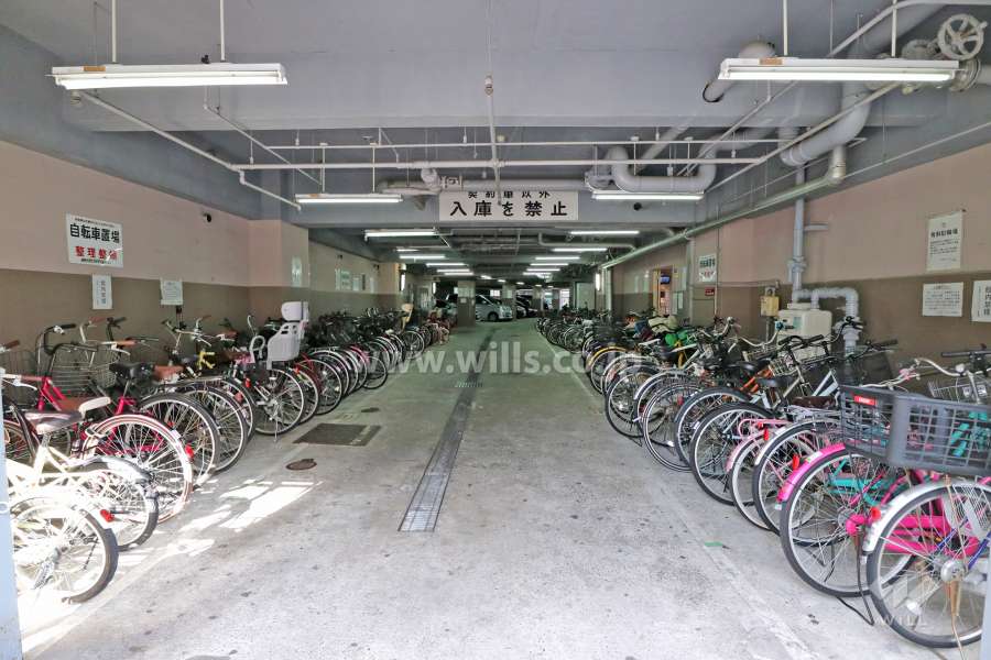 駐輪場