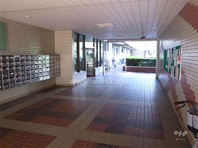 エントランスホール
