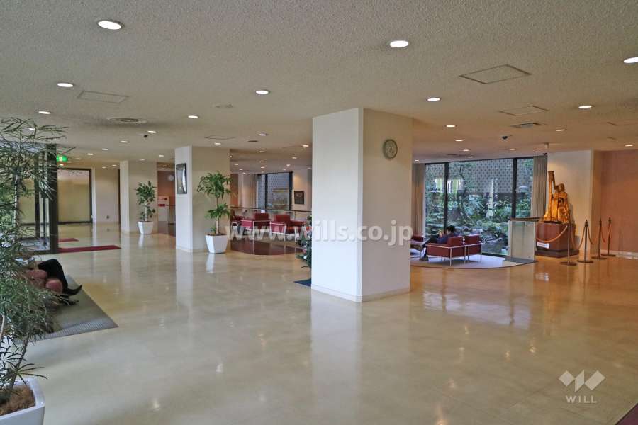 エントランスホール